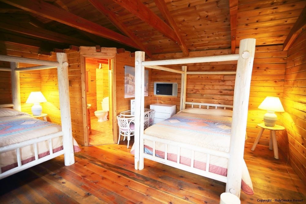 Holy Smoke Resort Кийстоун Екстериор снимка